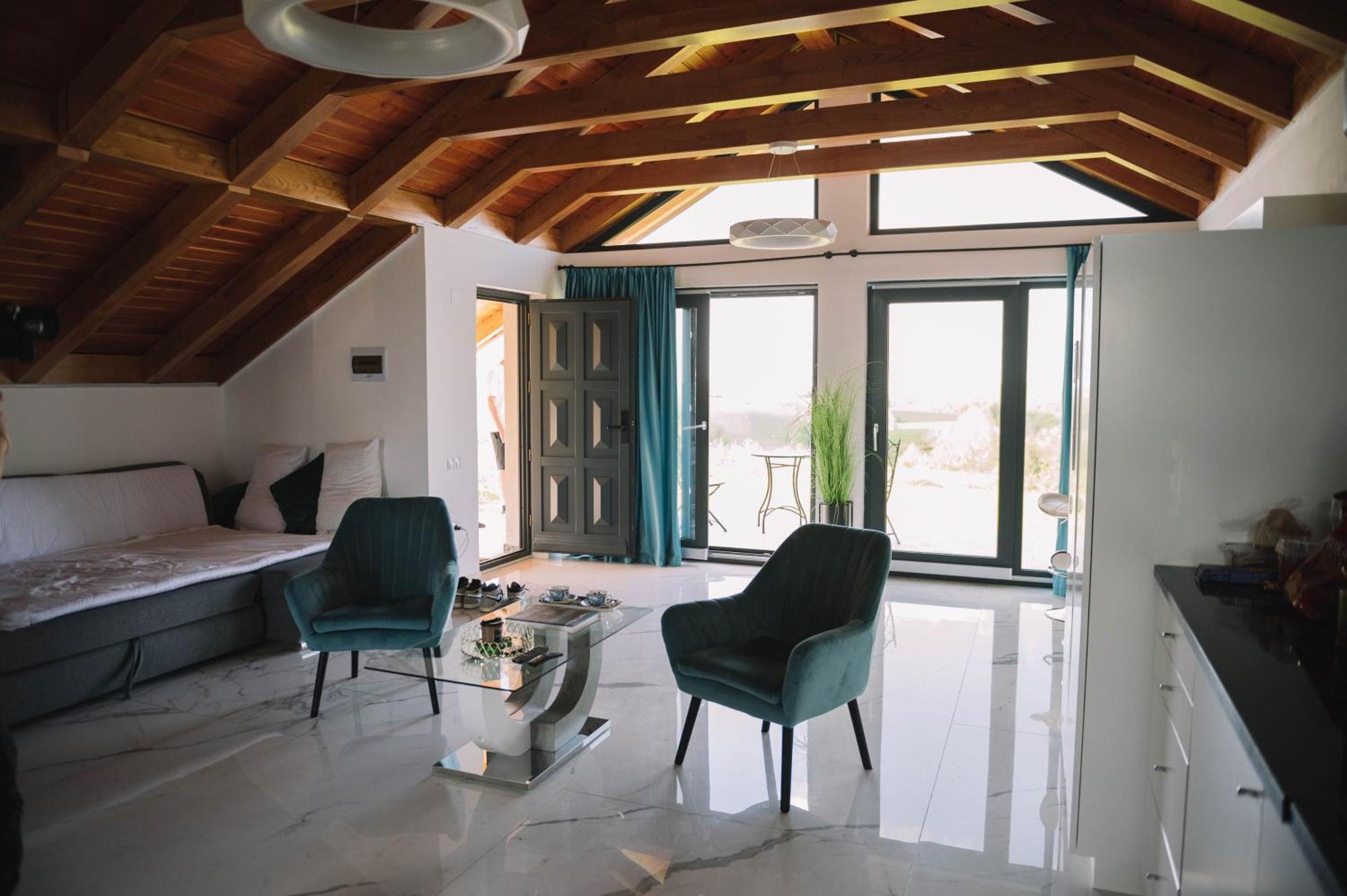 Casa Moderna In Sinteu - Intersectia Intre Modern Si Linistea Naturii Huta Voivozi Bagian luar foto